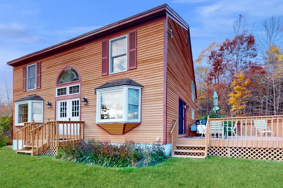 Green Mountain Sunrise House in West Dover