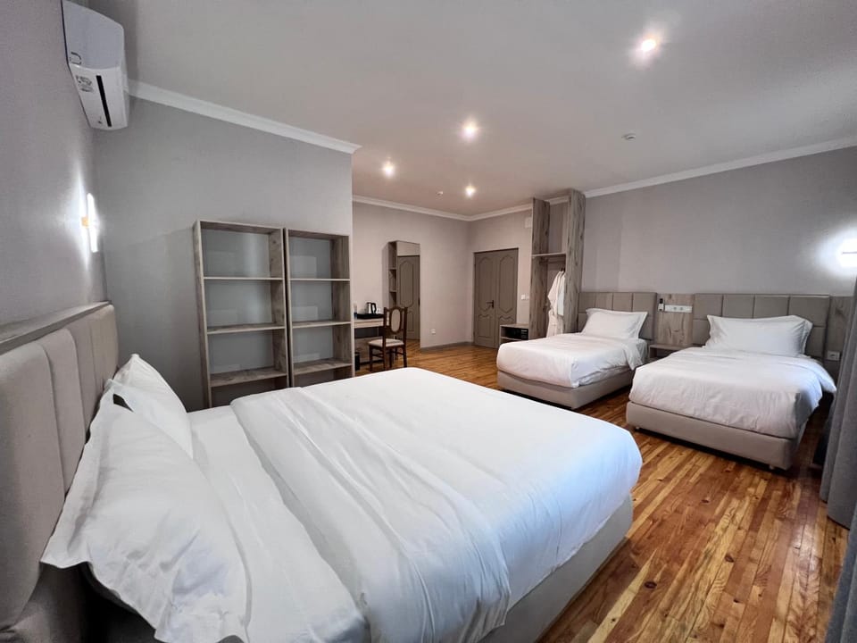 Photo of the whole room