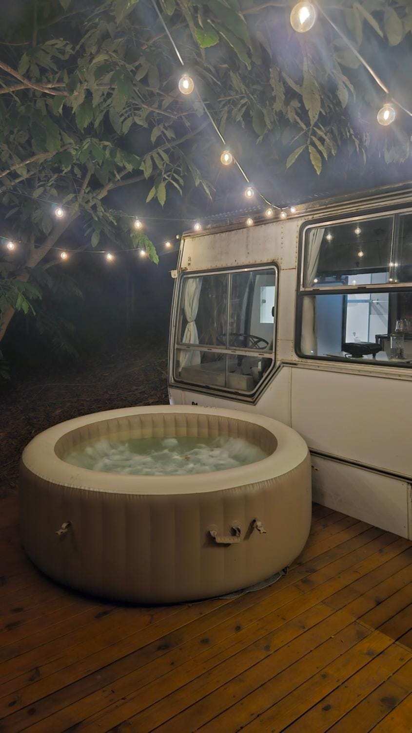 Night, Hot Tub