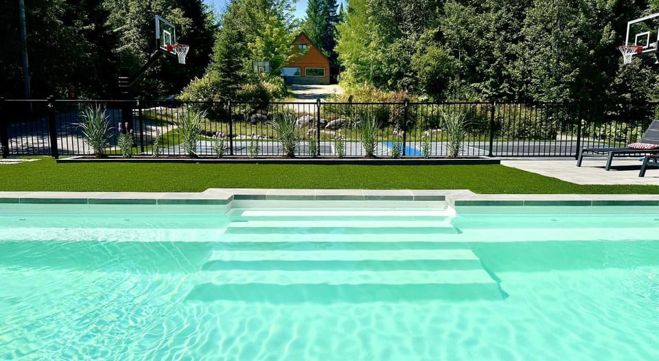 Howard Lodge & Spa Chalet in Quebec