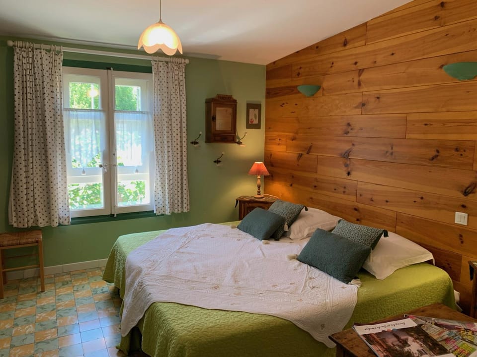 Chambres d'hôtes "Le Colombier" Bed and Breakfast in Provence-Alpes-Côte d'Azur