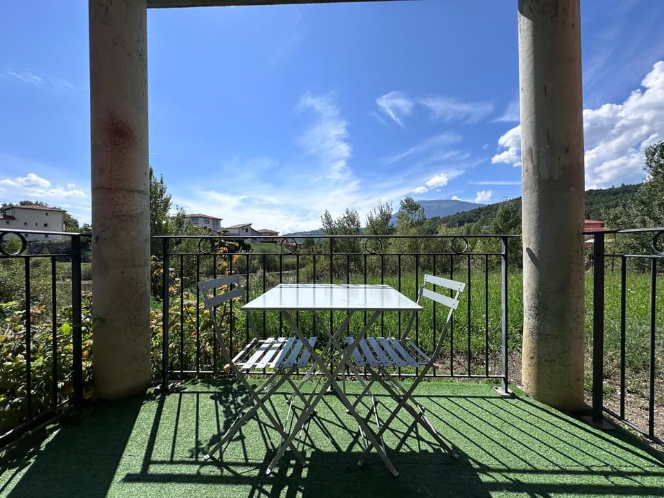 Day, Natural landscape, View (from property/room), Balcony/Terrace, Dining area, Mountain view