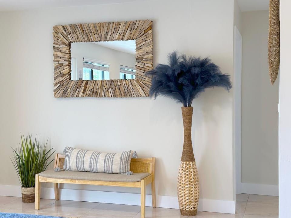 Zen Den - Heated Pool, Work Friendly, Near Beach House in Fort Lauderdale