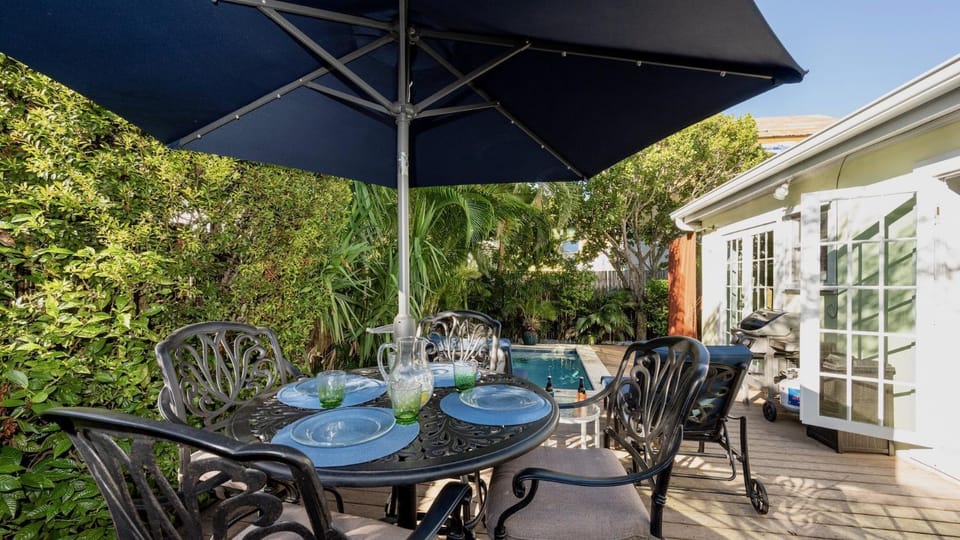 Casa Amarilla by Last Key Realty House in Key West