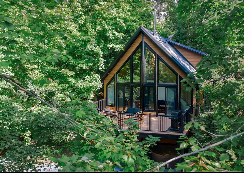 Cottage in Huntsville House in Huntsville