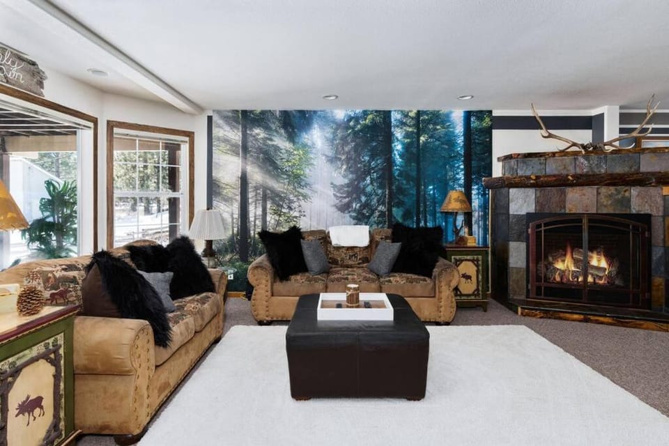 Living room, Seating area