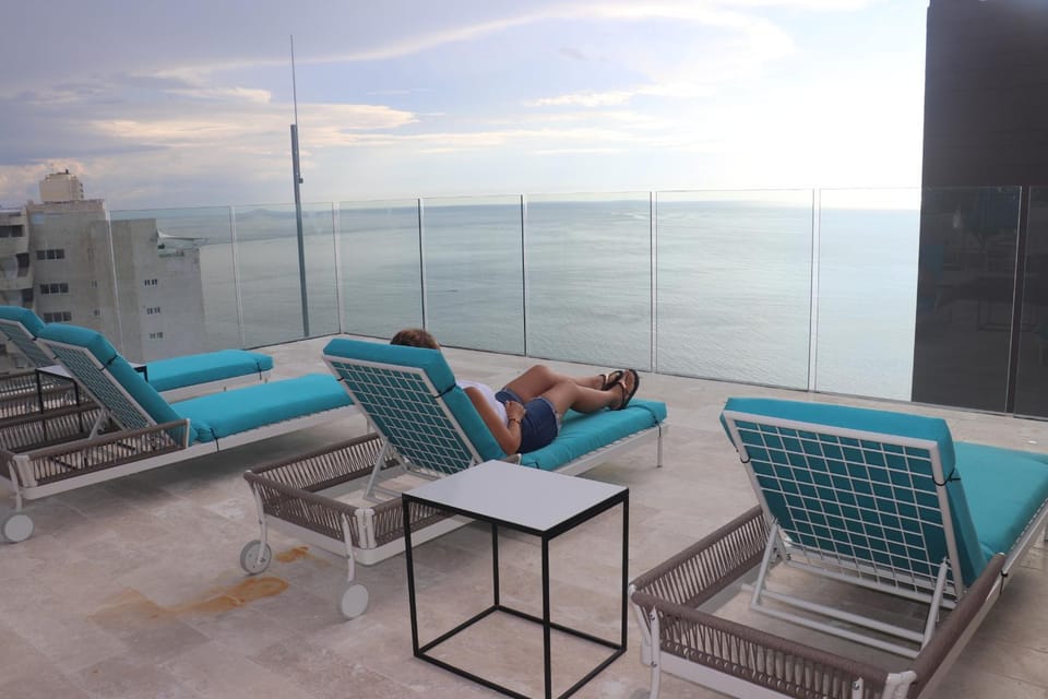 Balcony/Terrace, Landmark view