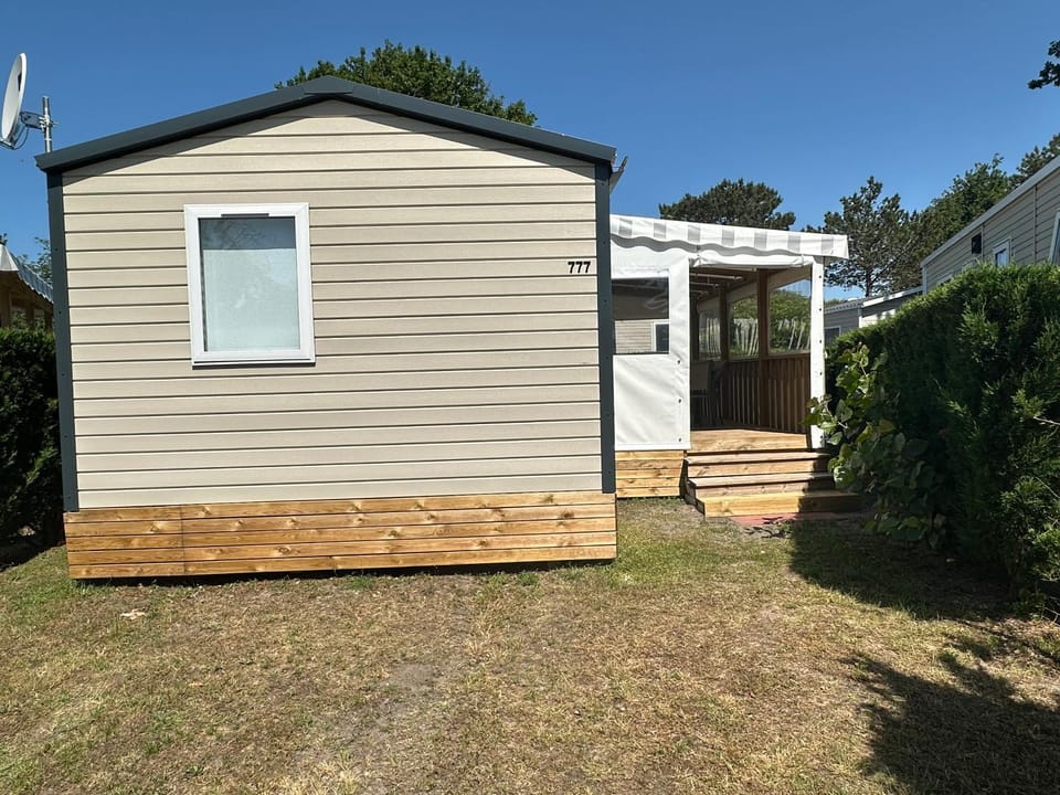 Property building, Garden