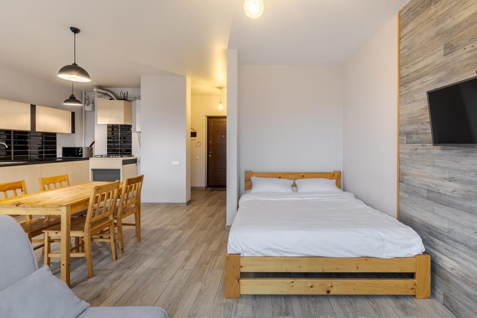 Photo of the whole room, Dining area, Bedroom