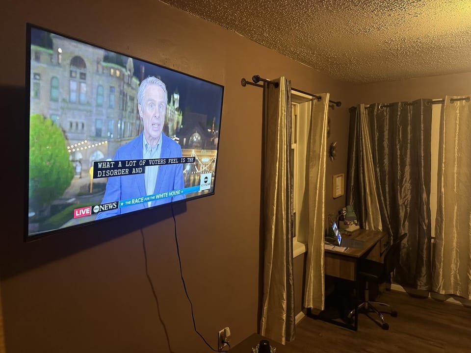 Communal lounge/ TV room, TV and multimedia, Evening entertainment