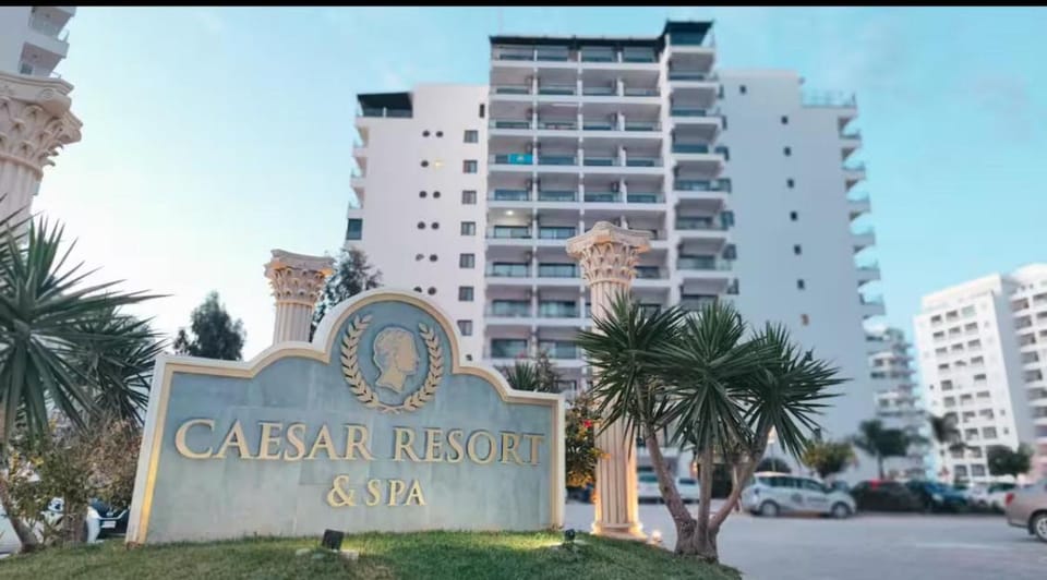 Caesars Resort - Commodus Studio Flat Apartment in Famagusta District