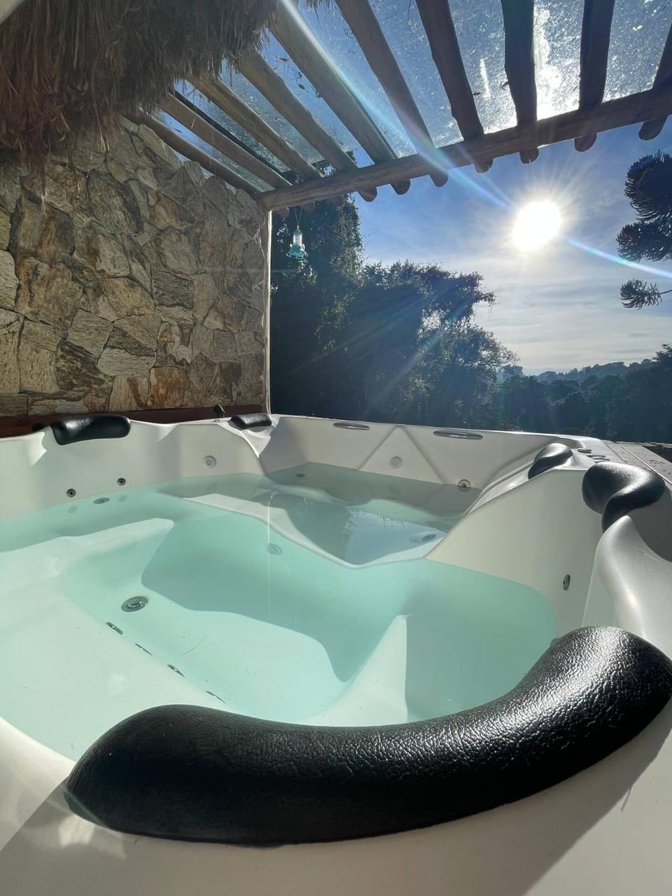 Casa Luxo p 12 pessoas ou Suite Premium 4 pessoas com jacuzzi Apartment in Campos do Jordão