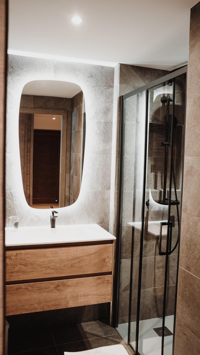 Shower, Bathroom