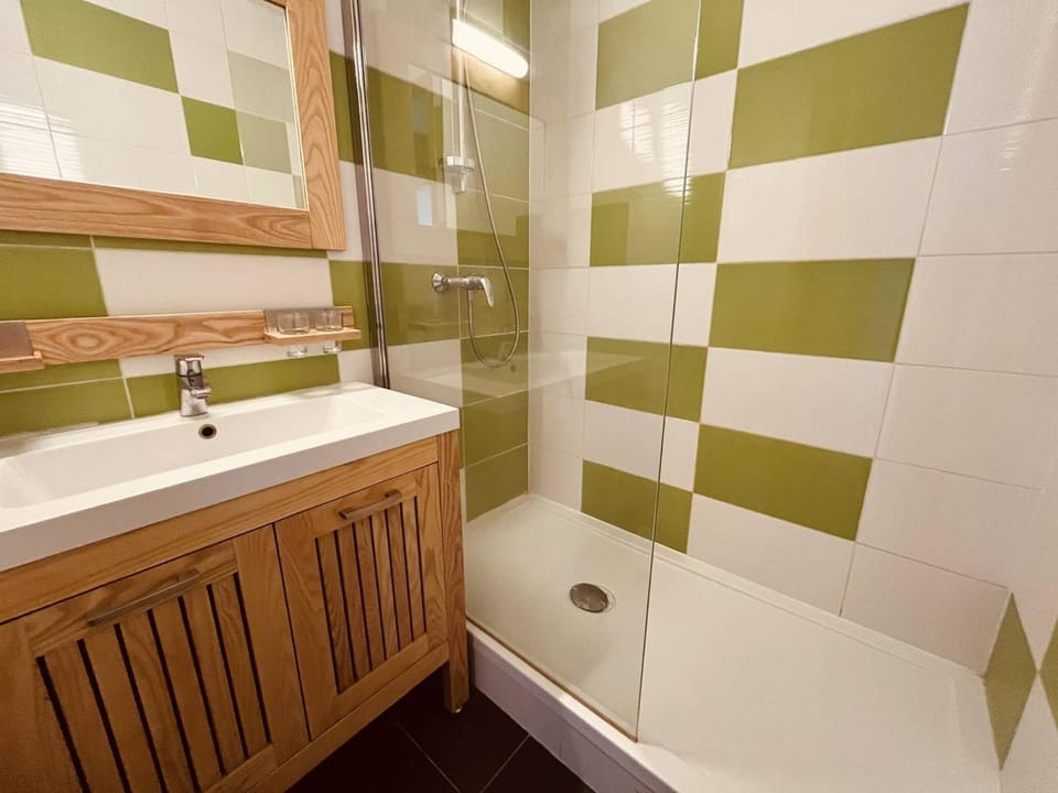 Studio rénové de 26 m² pour 4 pers avec balcon, accès pistes, animaux admis - Vallandry - FR-1-757-116 Apartment in Landry
