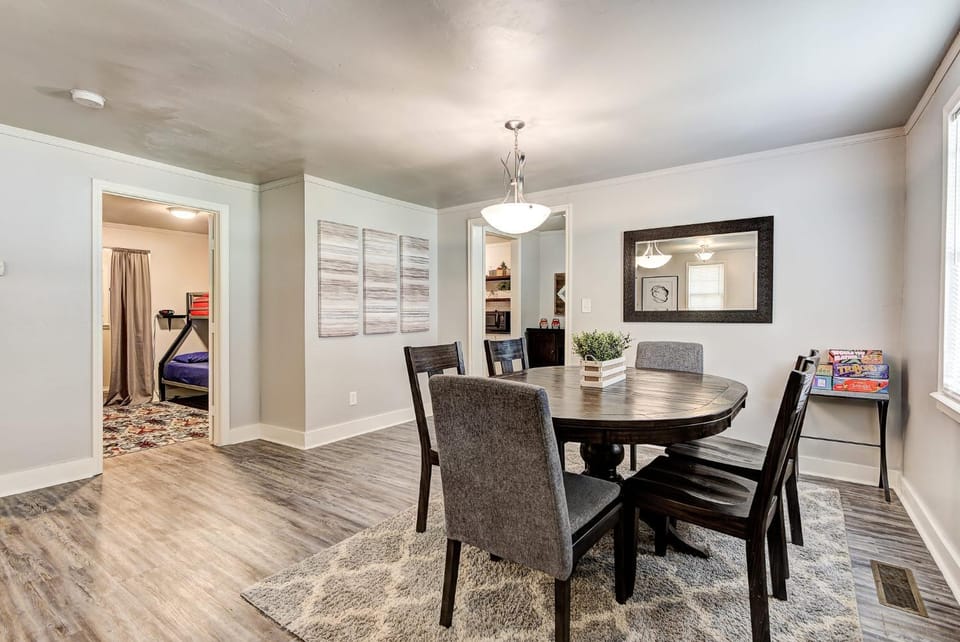 Indie Escape II-Stones throw to Plaza House in Oklahoma City