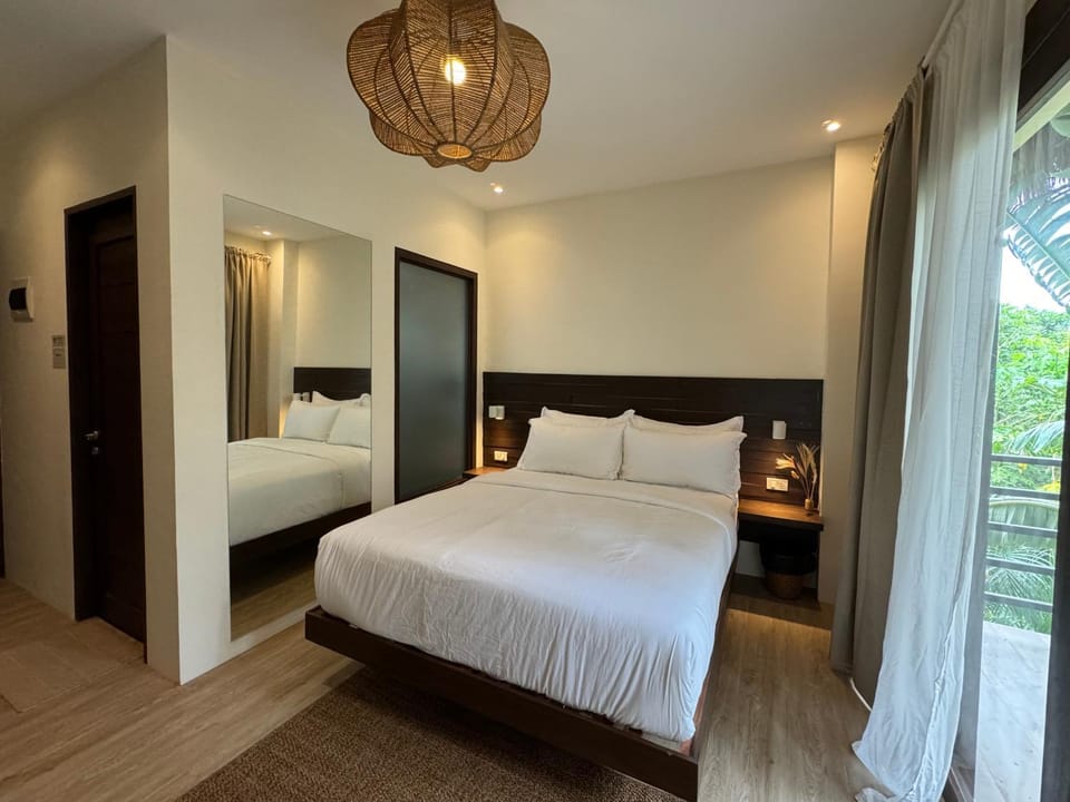 Caracoa Resort Hotel in General Luna