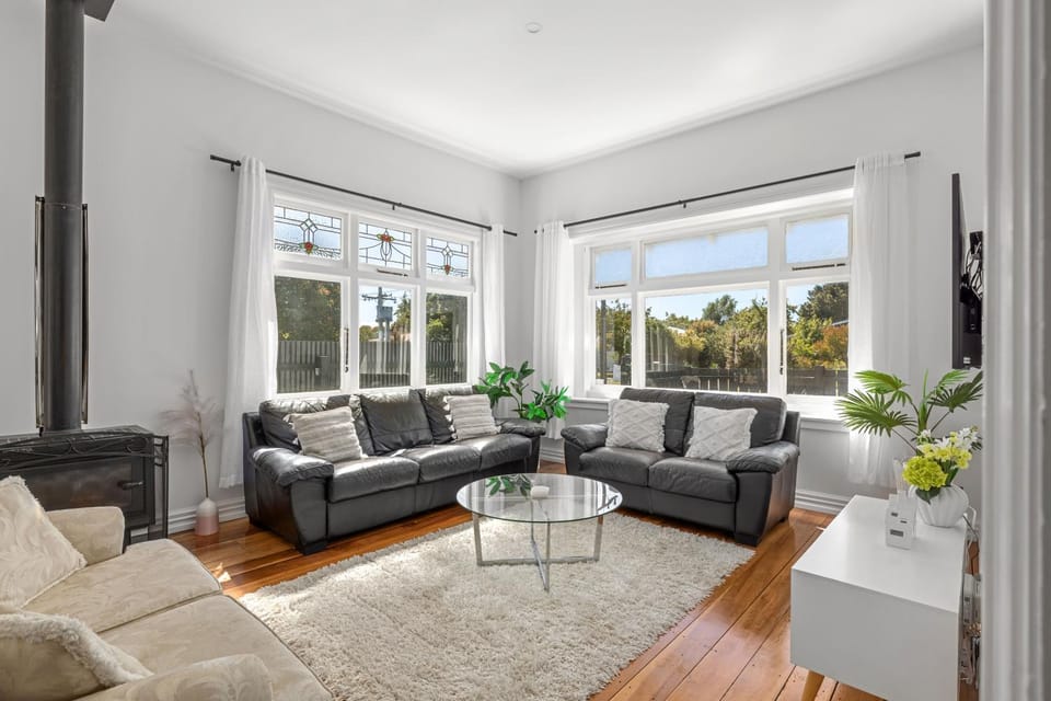 Living room, fireplace
