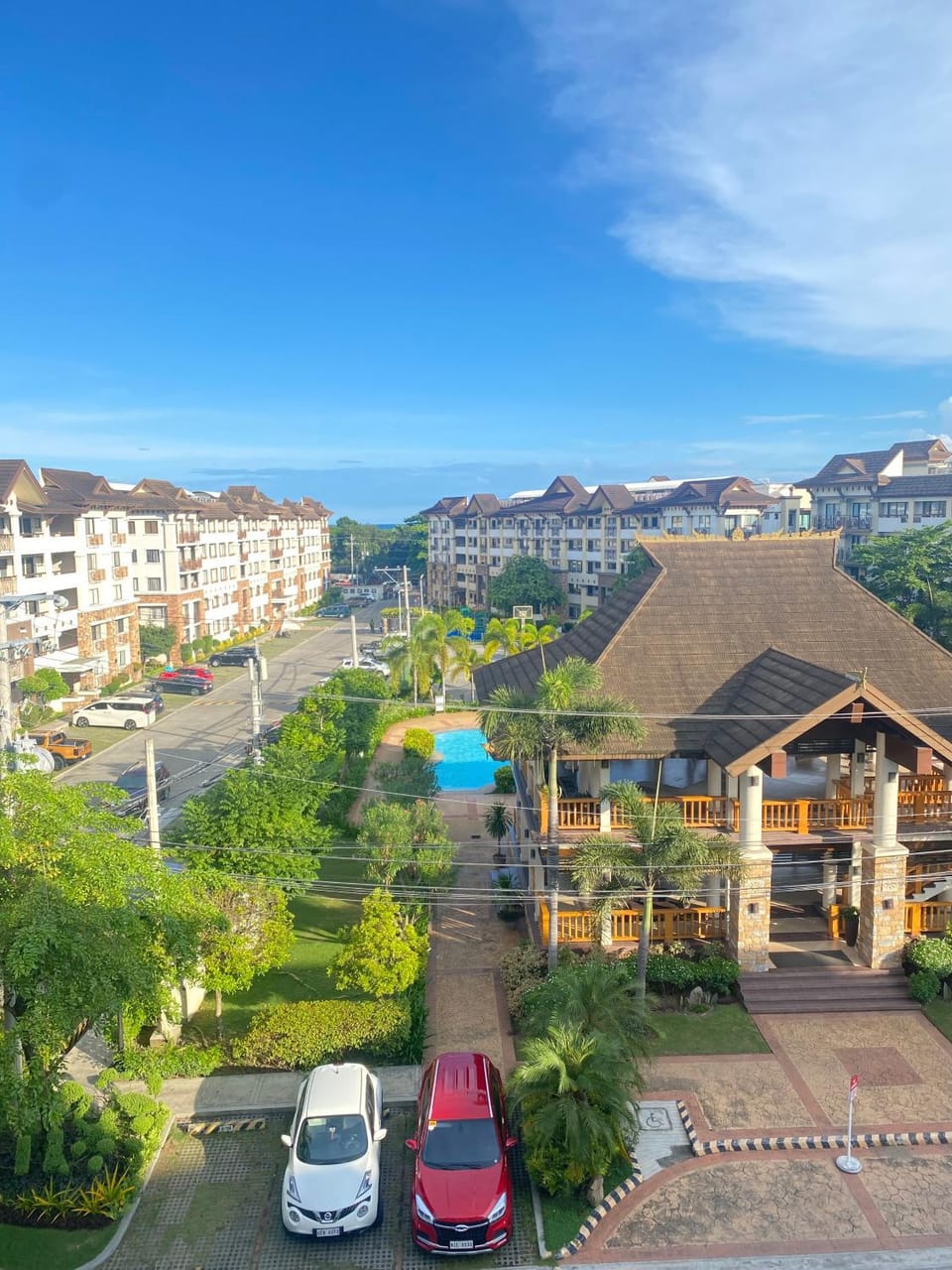 Property building, Day, Bird's eye view, Location