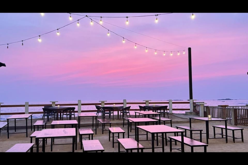 Sevonra Beach Resort Hotel in Southern Province