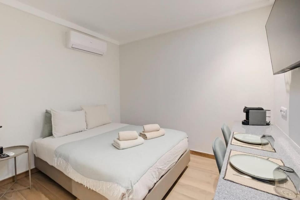 Lovely studio fully equipped near subway N8 Apartment in Lisbon