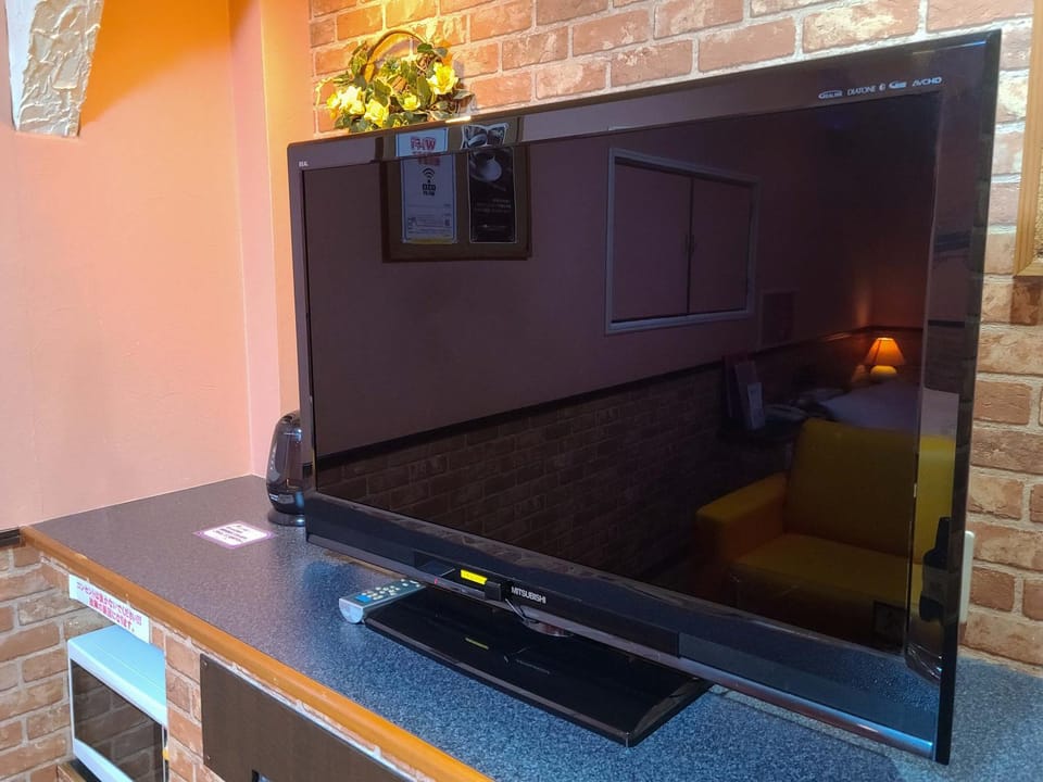 Communal lounge/ TV room, TV and multimedia, Photo of the whole room