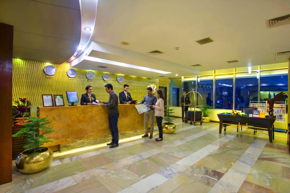 Staff, People, Lobby or reception, group of guests