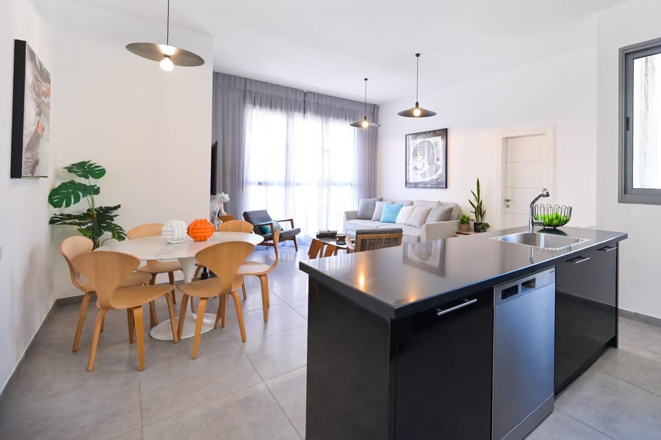Kitchen or kitchenette, Living room, Dining area