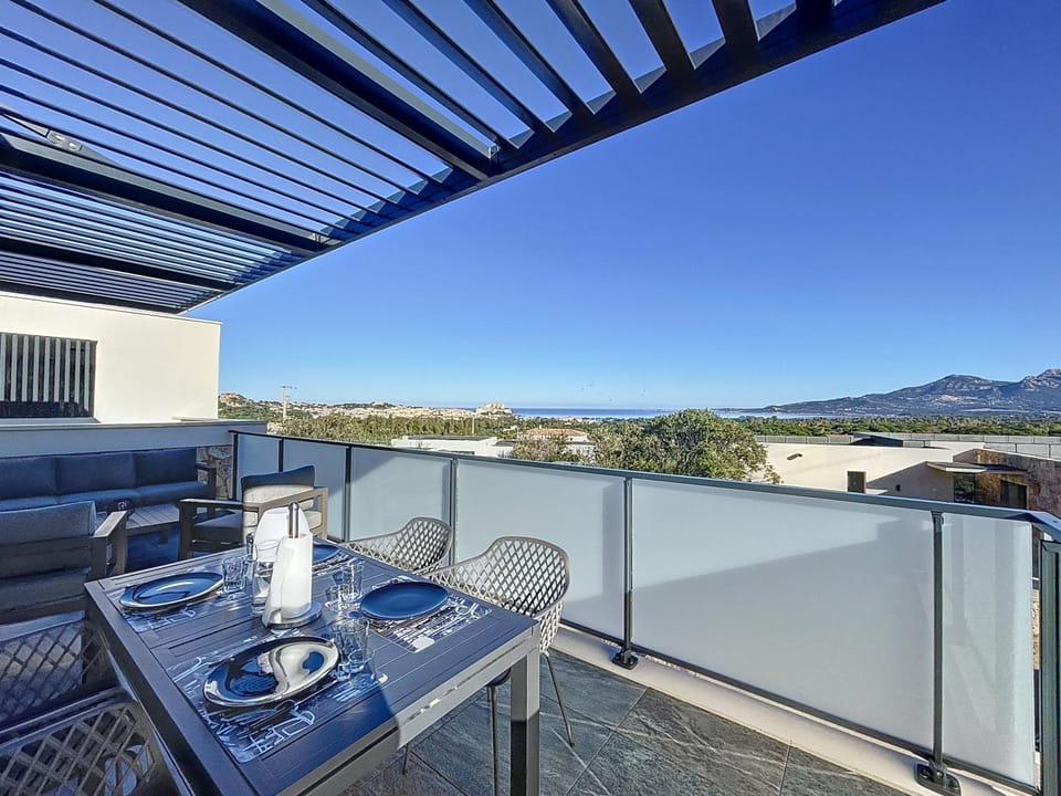 Magnifique T2 vue sur la baie de Calvi Apartment in Calvi