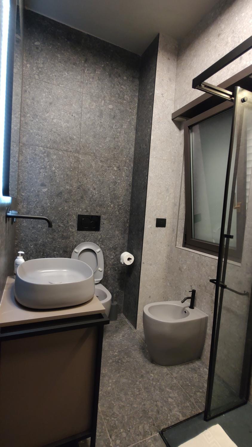 Shower, Toilet, Bathroom