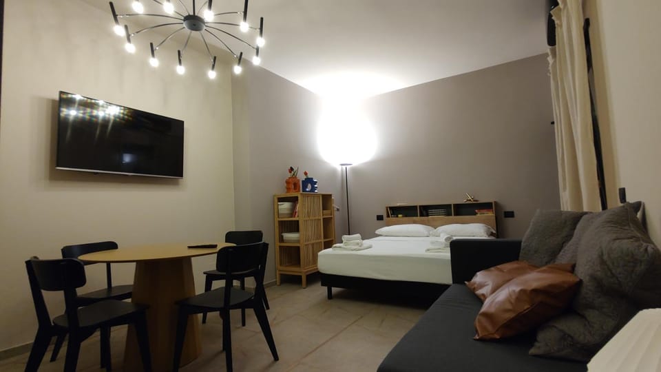 Bed, Living room
