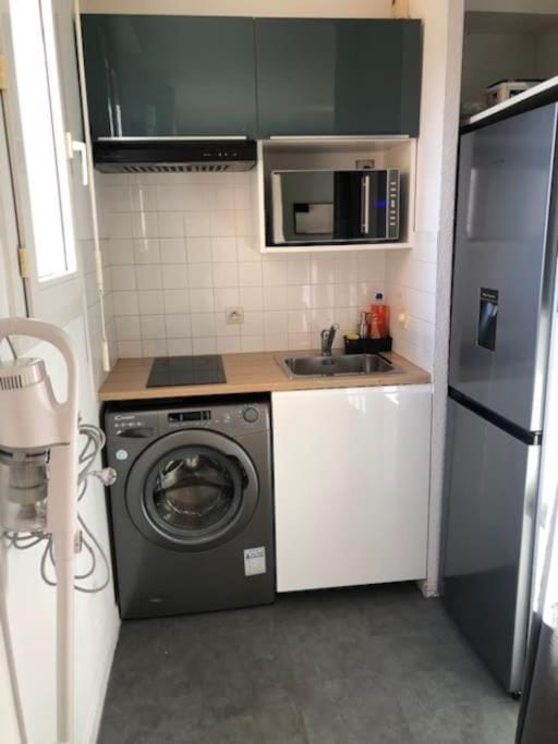 Le Zen Météo France - Studio Tout Confort - Métro Apartment in Toulouse