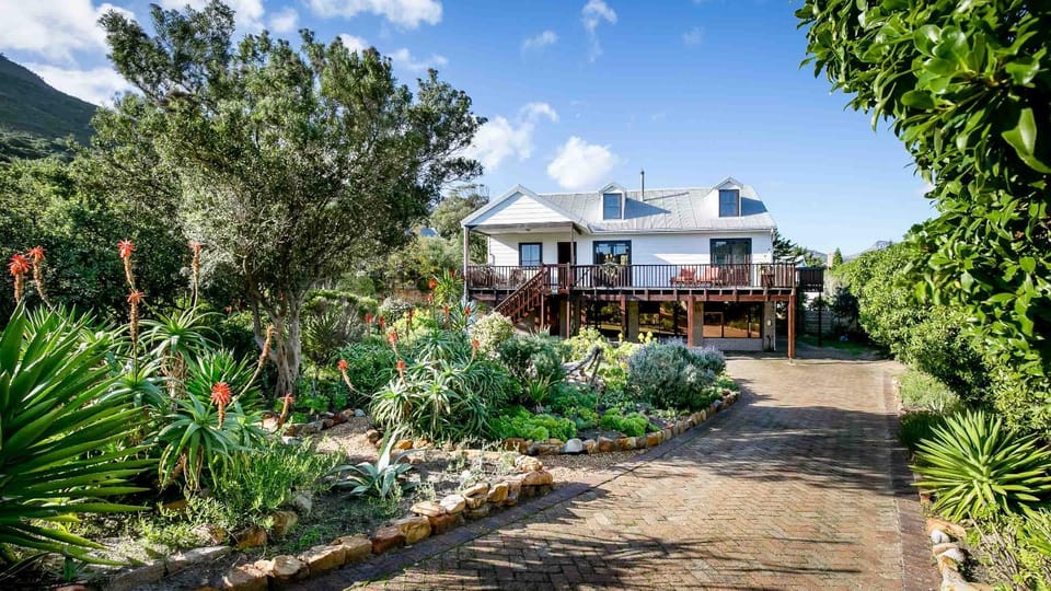 Facade/entrance, Garden, Garden, Balcony/Terrace, Balcony/Terrace, On site, Garden view, Garden view