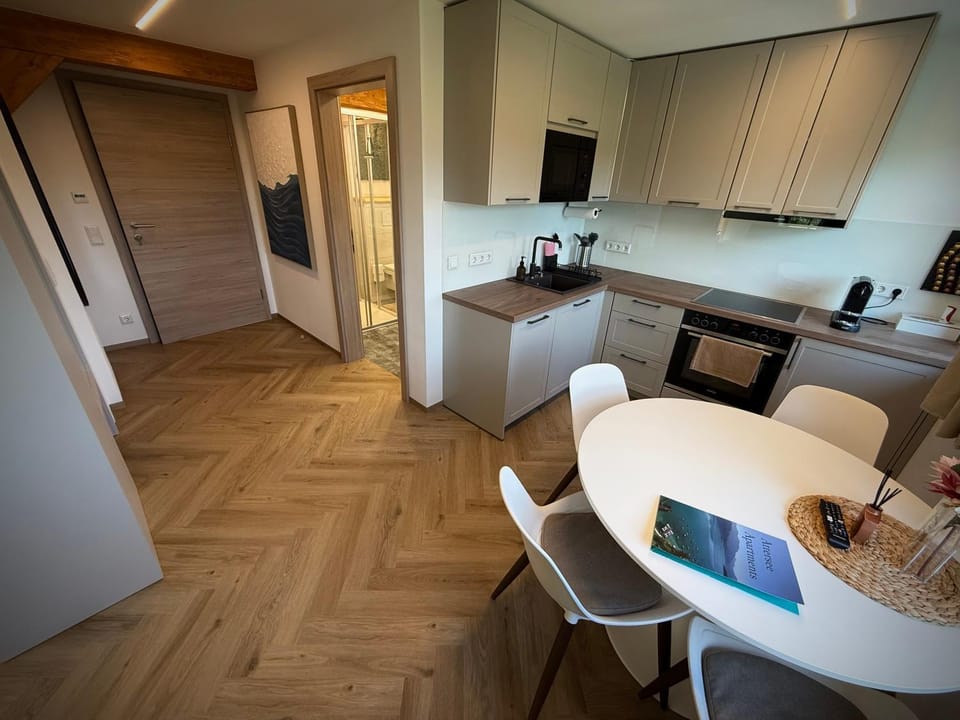 Facade/entrance, Bathroom, Kitchen or kitchenette, Seating area, Dining area, wardrobe