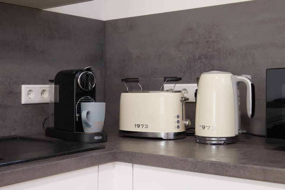 Coffee/tea facilities, Kitchen or kitchenette, toaster