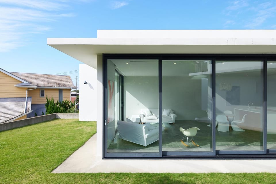 Property building, Living room