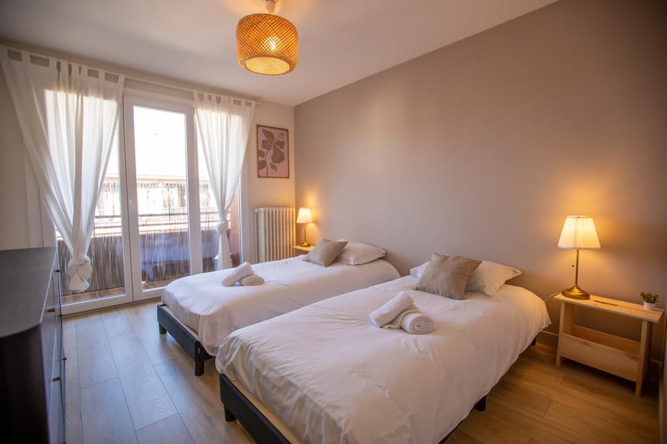 Le Cygne - vue montagne - proche du centre ville Apartment in Annecy