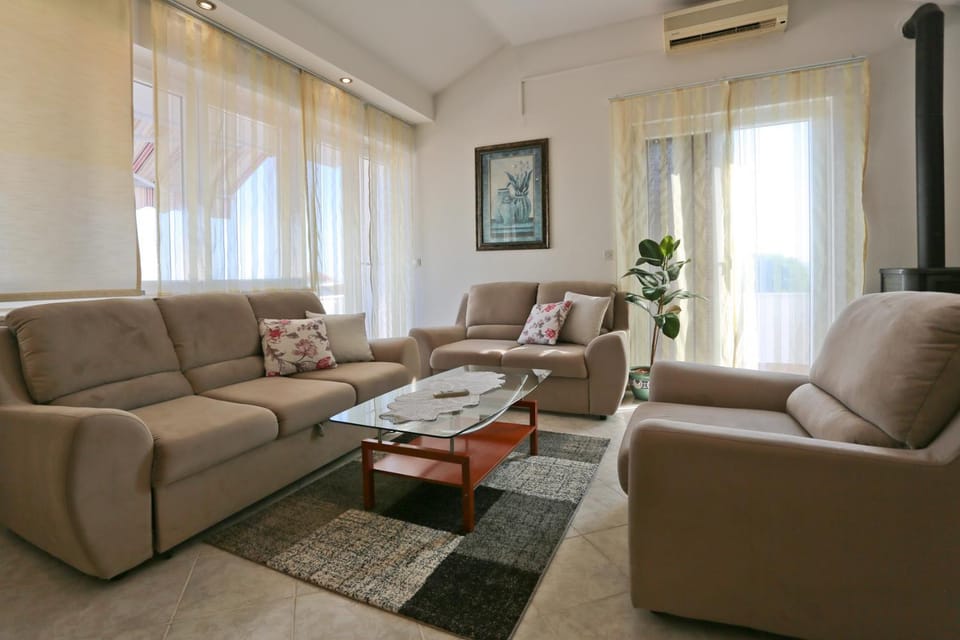 Apartments Nada Apartment in Zadar