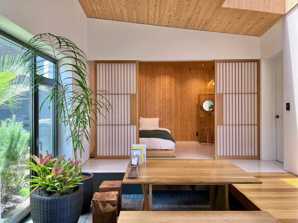 일상호사 Ilsanghosa AB - Architect-Designed Coastal Villa House in South Korea