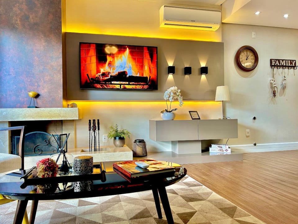 Lindo e aconchegante com lareira cond c/ piscina Apartment in Gramado