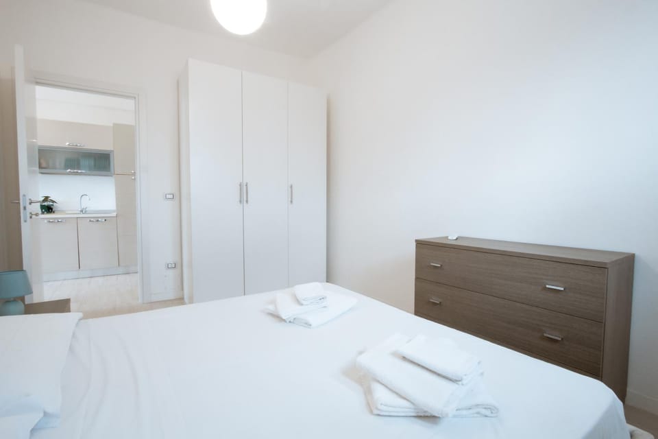 Bed, Photo of the whole room, Bedroom, towels, wardrobe
