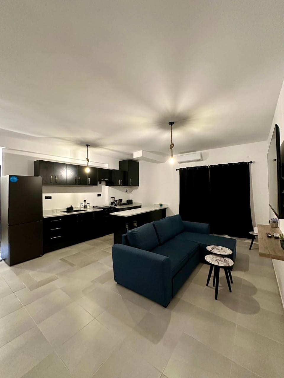 Communal lounge/ TV room, Kitchen or kitchenette, Living room, Dining area