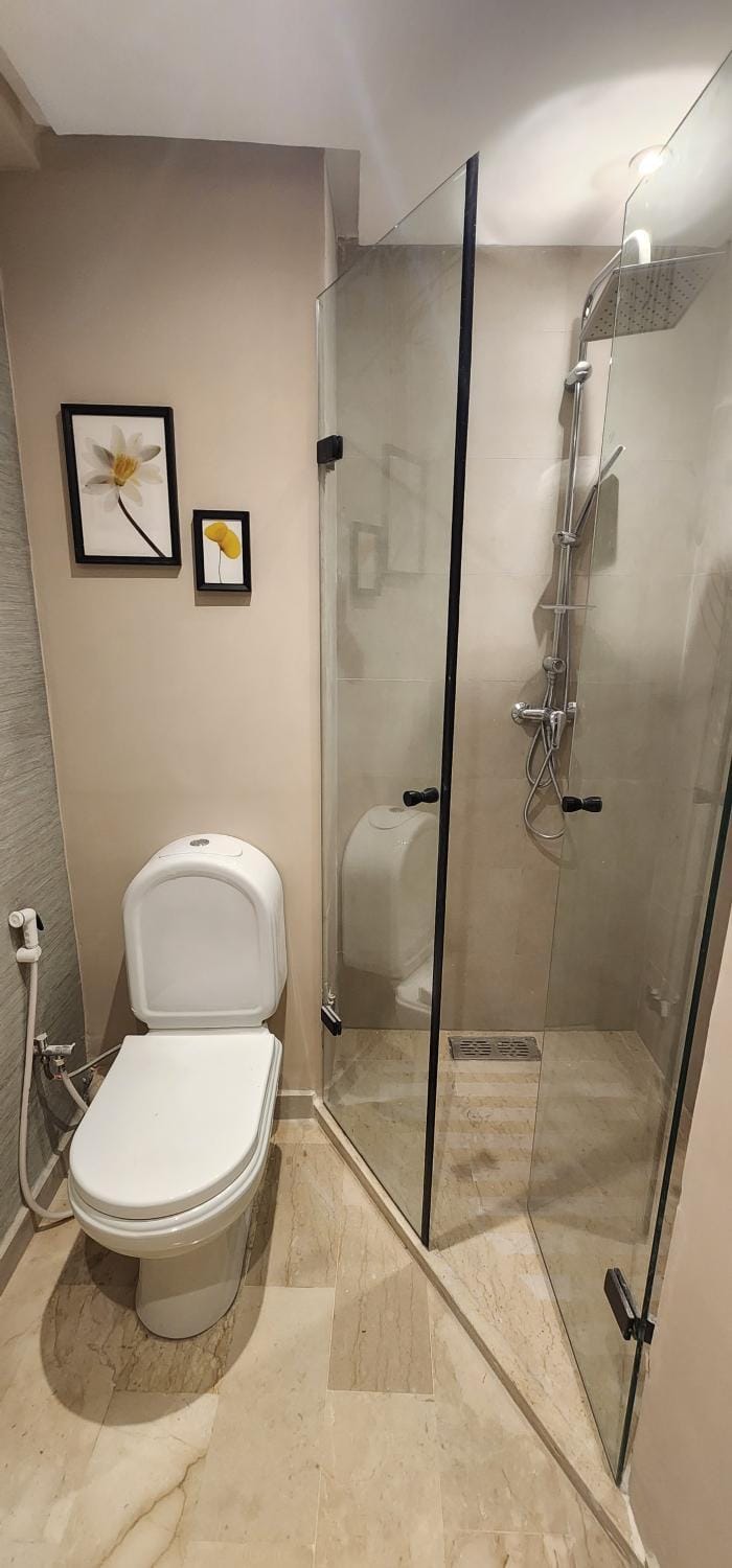 Shower, Toilet, Bathroom