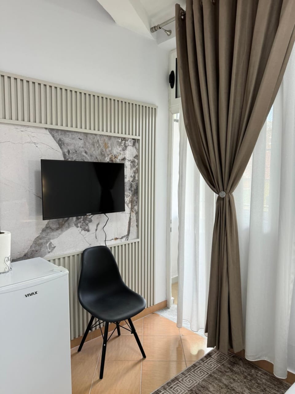 TV and multimedia, Seating area