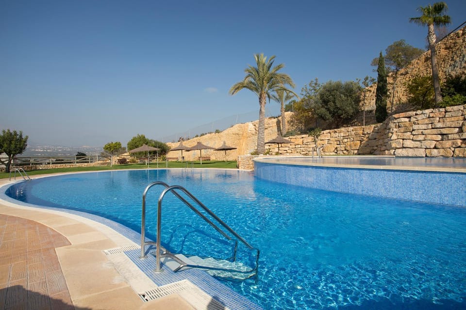 Day, Natural landscape, Swimming pool