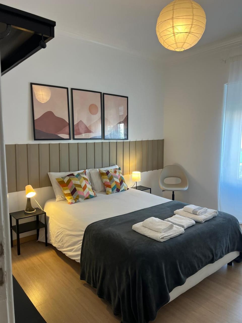 Photo of the whole room