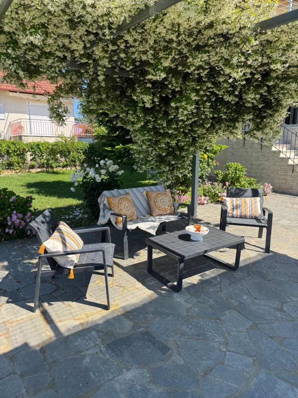 Patio, Garden, Seating area
