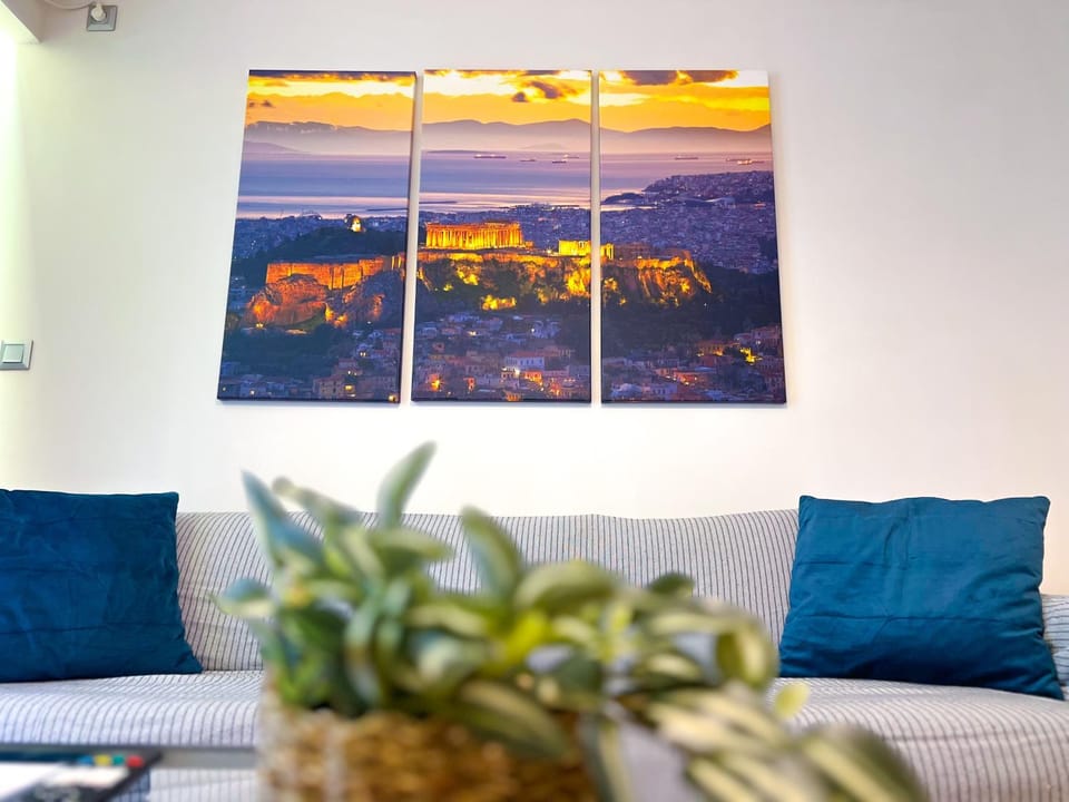 Living room, Decorative detail, Seating area