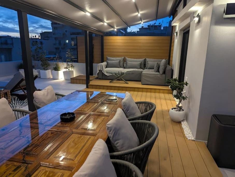 Loft with Panoramic View near the center of Athens Apartment in Athens