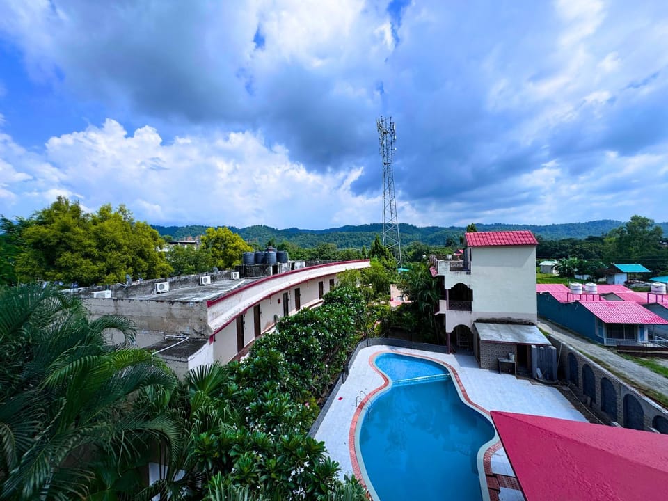 Property building, Natural landscape, Mountain view, Swimming pool