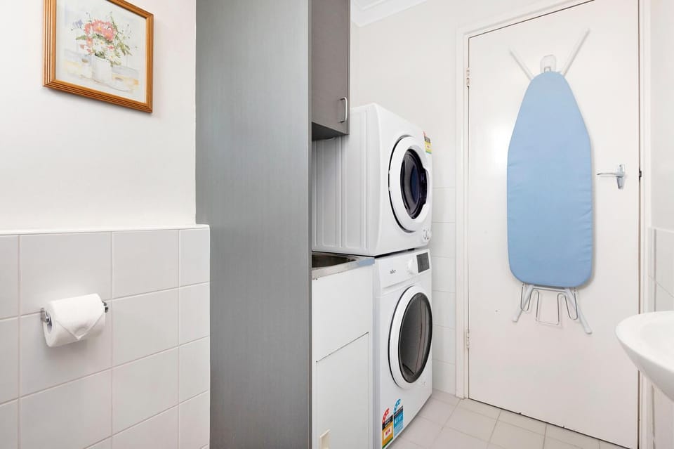 6 Cute Cunningham close to Subiaco - sleeps 2 Apartment in Perth
